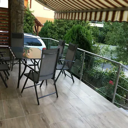 Roza Apartmanhaz Appartement
