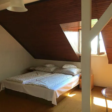 Appartement Roza Apartmanhaz *