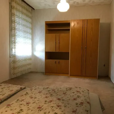 Roza Apartmanhaz * Balatonfüred